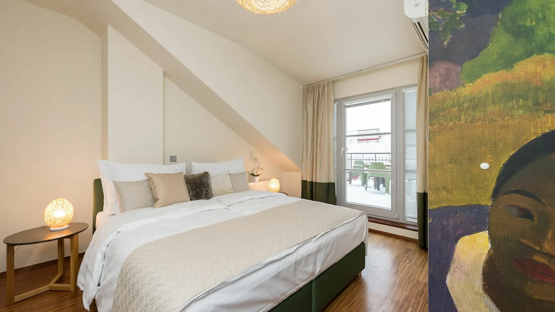 Empirent River Apartments Prag
