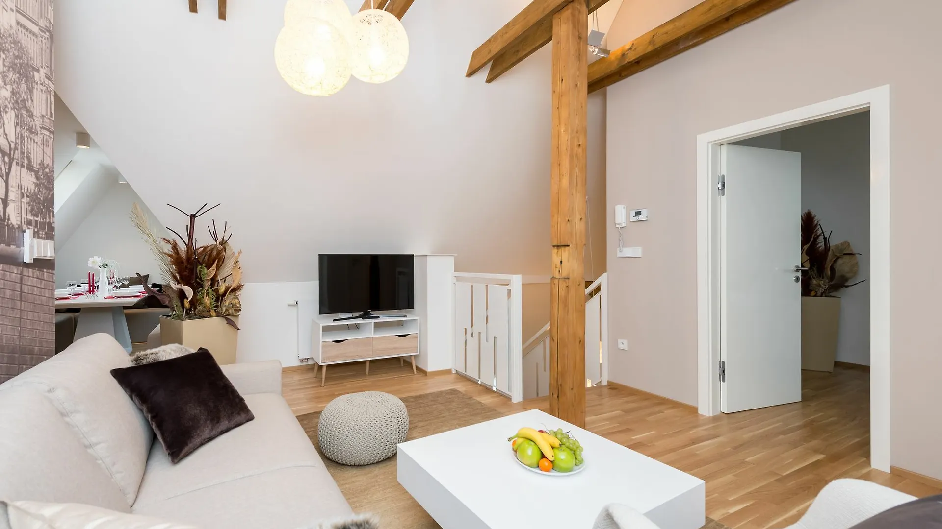 Empirent River Apartments Prag