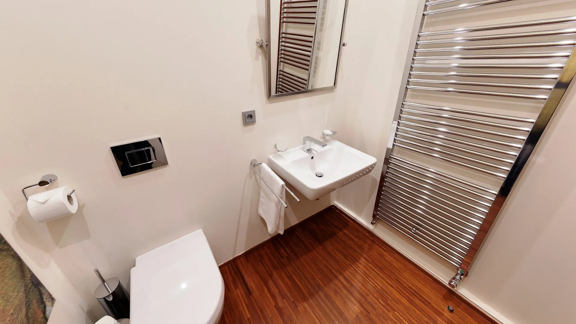 Empirent River Apartments Prag